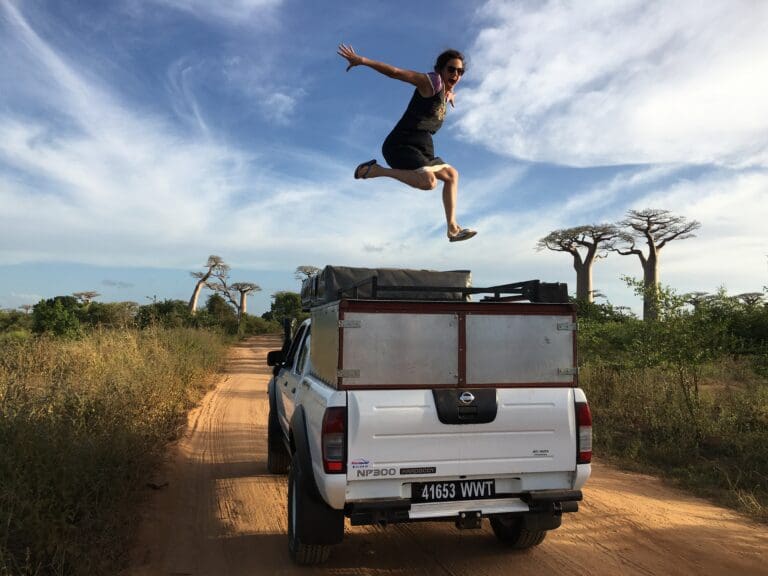 Laura Jumping Baobab De Avenue